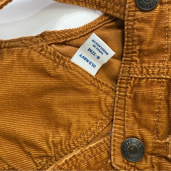 LIKE NEW✨OLD NAVY 6-12M👖2- PEICE overall and shirt/flannel✨🤎 - Picture 8 of 8